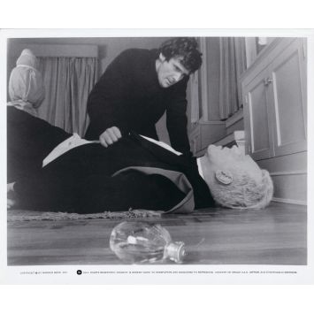 THE EXORCIST U.S Movie Still B-0 - 8x10 in. - 1974 - William Friedkin, Max Von Sidow