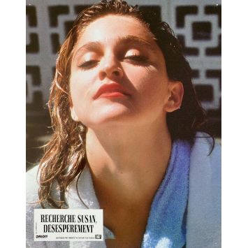 RECHERCHE SUSAN DESESPEREMENT Photo de film N01 - 22x28 cm. - 1985 - Susan Seidelman, Madonna
