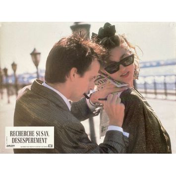 RECHERCHE SUSAN DESESPEREMENT Photo de film N04 - 22x28 cm. - 1985 - Susan Seidelman, Madonna