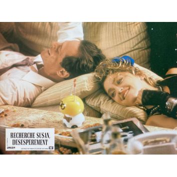 RECHERCHE SUSAN DESESPEREMENT Photo de film N06 - 22x28 cm. - 1985 - Susan Seidelman, Madonna