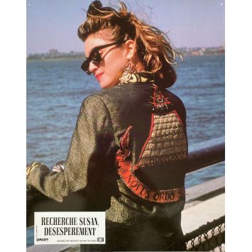 RECHERCHE SUSAN DESESPEREMENT Photo de film N08 - 22x28 cm. - 1985 - Susan Seidelman, Madonna