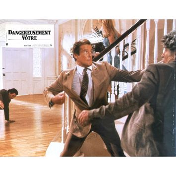 DANGEREUSEMENT VOTRE Photo de film N02 - 22x28 cm. - 1985 - James Bond, Roger Moore