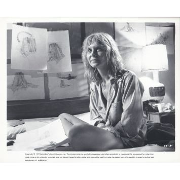 CLOSE ENCOUNTERS OF THE THIRD KIND U.S Movie Still CE-31 - 8x10 in. - 1977 - Steven Spielberg, Richard Dreyfuss