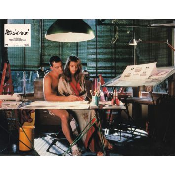 ATTACHE MOI Photo de film N03 - 21x30 cm. - 1989 - Pedro Almodovar, Victoria Abril
