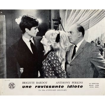 UNE RAVISSANTE IDIOTE Photo de film N06 - 24x30 cm. - 1964 - Edouard Molinaro, Brigitte Bardot