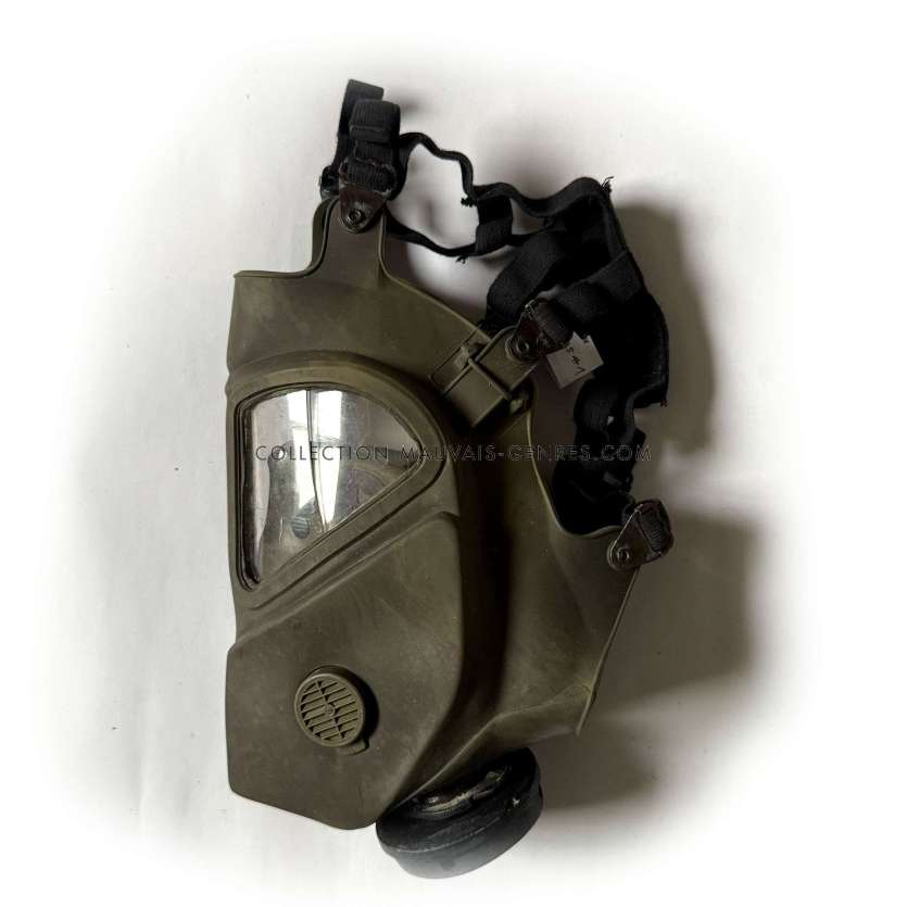 THE NEST Screen-Used XM28E4 U.S Gas Mask N1- 2002 - Movie Prop, Florent-Emilio Siri