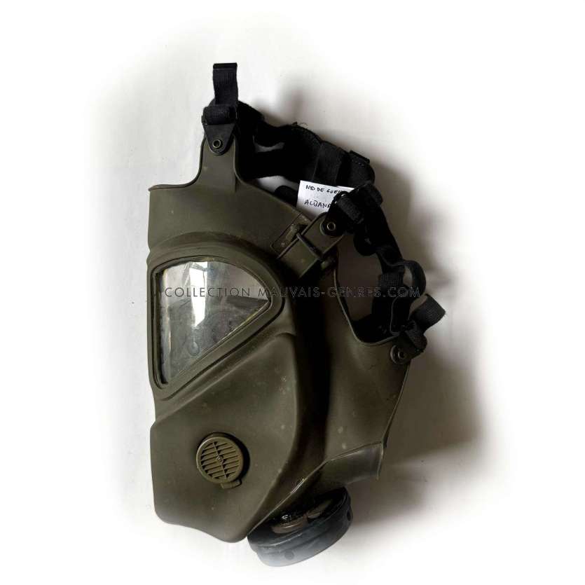 NID DE GUEPESMasque à Gaz U.S XM28E4 N2 utilisé dans le film - 2002 - Florent-Emilio Siri