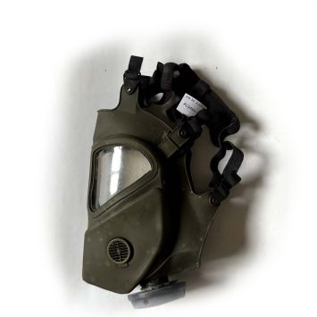 THE NEST Screen-Used XM28E4 U.S Gas Mask N7- 2002 - Movie Prop, Florent-Emilio Siri