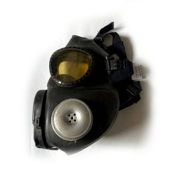 THE NEST Screen-Used U.S M17A1 Gas Mask N2- 2002 - Movie Prop, Florent-Emilio Siri
