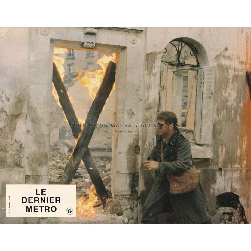 LE DERNIER METRO Photo de film française N04 - 22x28 cm. - 1980 - Catherine Deneuve, FranCois Truffaut