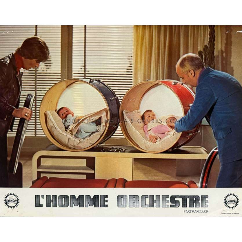 L'HOMME ORCHESTRE Photo de film française N01 - 22x28 cm. - 1970 - Louis De Funes, Serge Korber