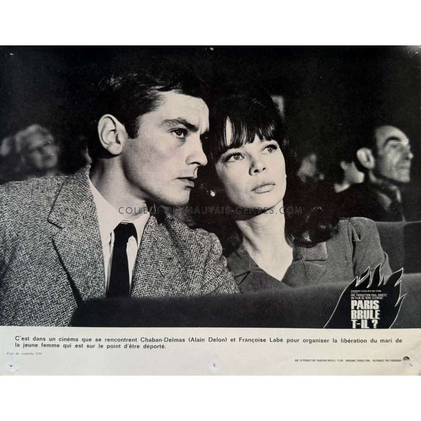IS PARIS BURNING French Lobby Card- 10x12 in. - 1966 - Jean-Paul Belmondo, René Clément