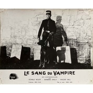 LE SANG DU VAMPIRE Photo de presse française- 24x30 cm. - 1958 - Donald Wolfit, Henry Cass