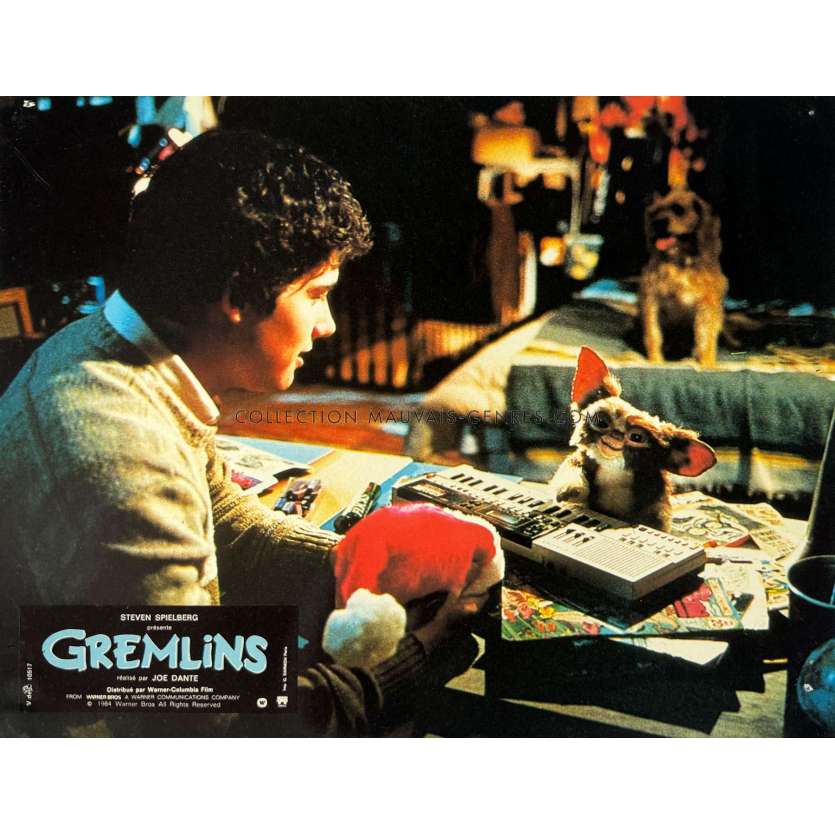 GREMLINS Lobby Card N01 - 9x12 in. - 1984 - Zach Galligan, Joe Dante