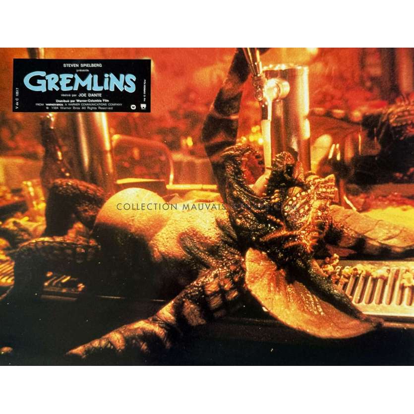GREMLINS Lobby Card N10 - 9x12 in. - 1984 - Zach Galligan, Joe Dante