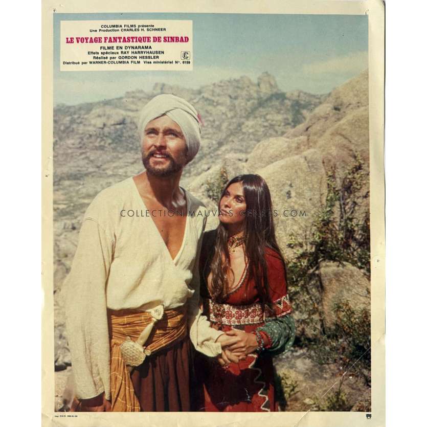 LE VOYAGE FANTASTIQUE DE SINBAD Photo de film N02 - 24x30 cm. - 1973 - Caroline Munro, Ray Harryhausen