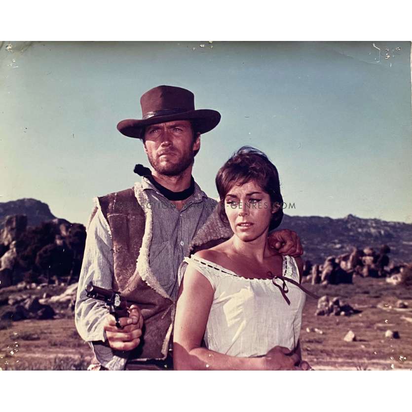 A FISTFUL OF DOLLARS Lobby Card N01 - 9x12 in. - 1964 - Clint Eastwood, Sergio Leone