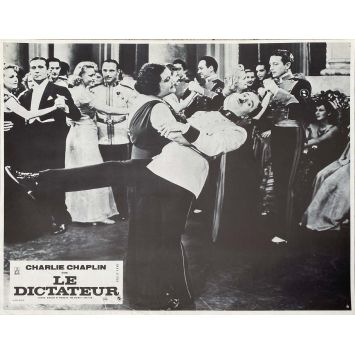 LE DICTATEUR Photo de film N03 - 22x28 cm. - 1940/R1970 - Paulette Goddard, Charles Chaplin