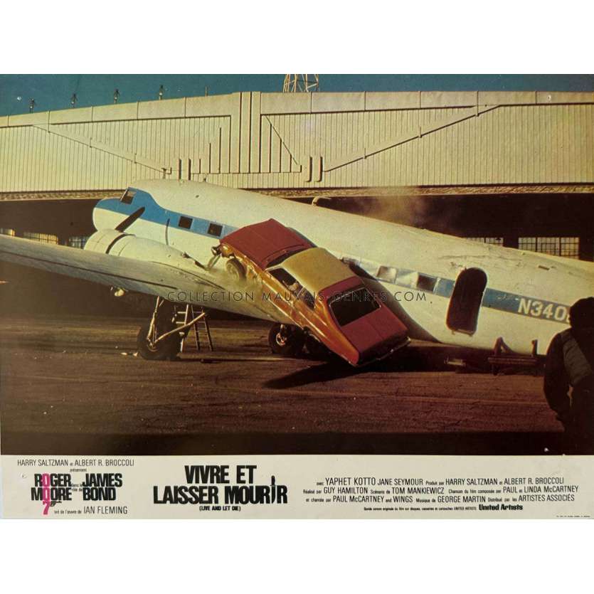 VIVRE ET LAISSER MOURIR Photo de film N07 - 22x28 cm. - 1973 - James Bond, Roger Moore
