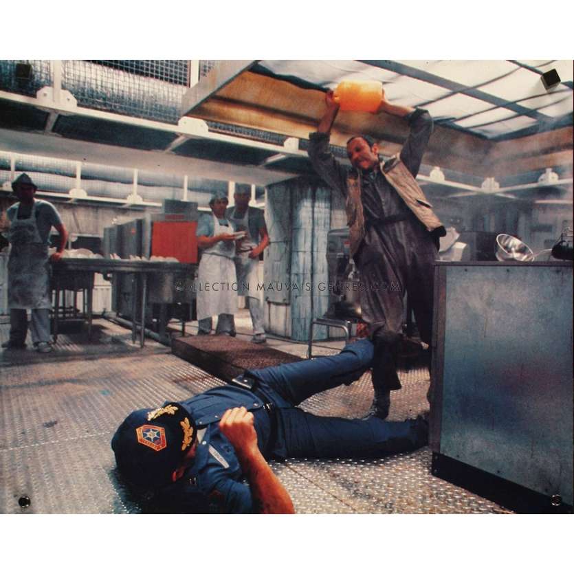 OUTLAND US Color Still 1 16x20 - 1981 - Peter Hyams, Sean Connery