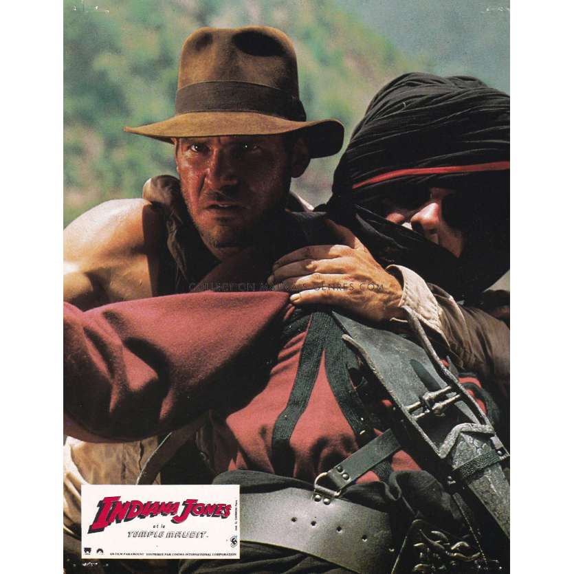 INDIANA JONES AND THE TEMPLE OF DOOM Original Lobby Card N11 - 9x12 in. - 1984 - Harrison Ford, Steven Spielberg