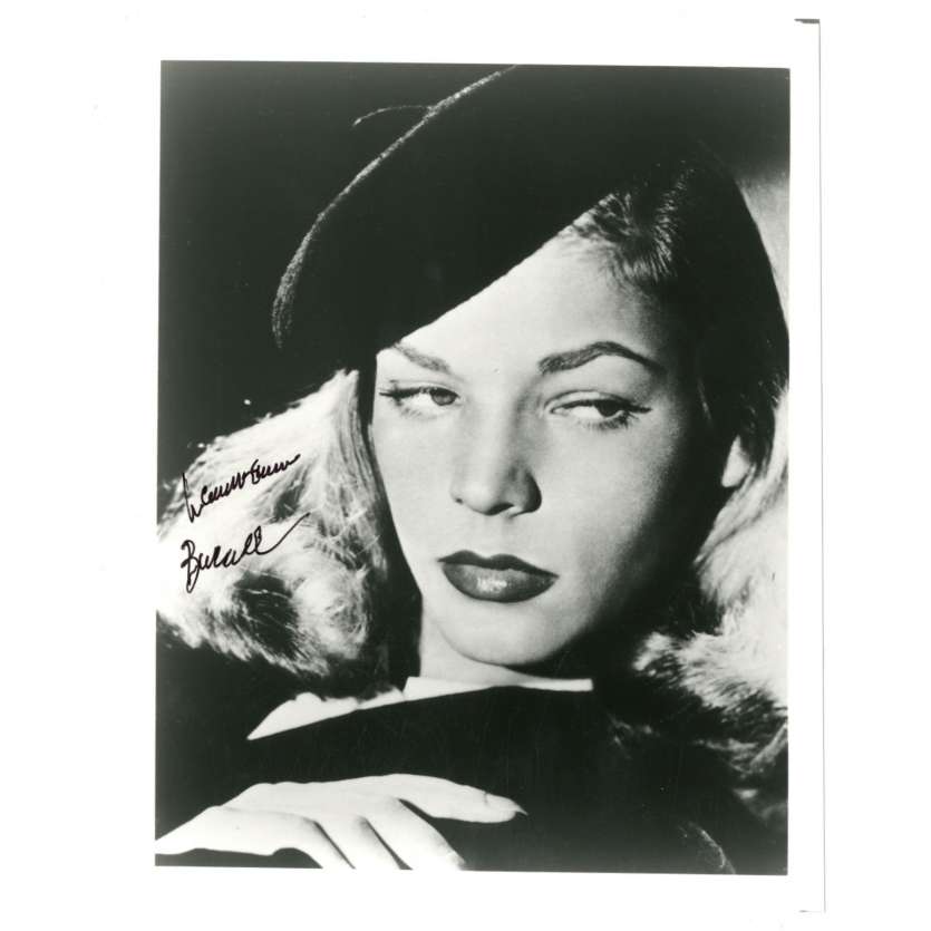 LAUREN BACALL Photo signée 20x25 '90s Signed Still