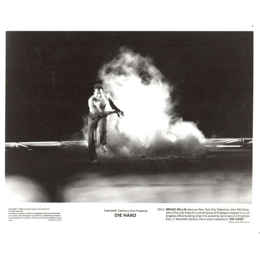 DIE HARD US Press Still 8x10- 1988 - John Mc Tiernan, Bruce Willis