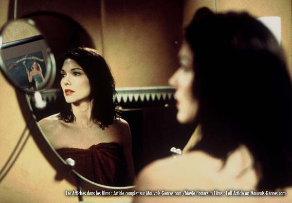 mulholland drive scene de film avec affiche